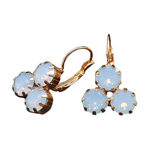 Auskarai "Kristalo Ponios II (Oro Mėlynas Opalas)" su Swarovski™ kristalais